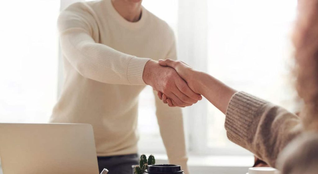 article entretien cabinet recrutement
