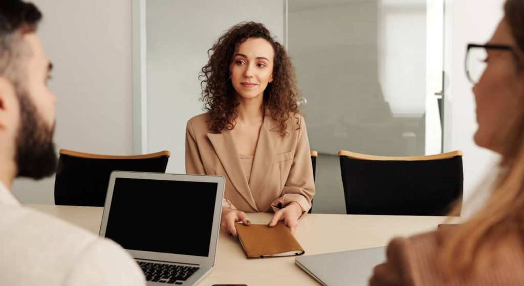 article recrutement interne recrutement externe